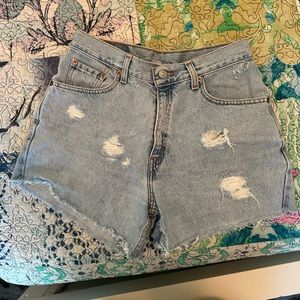 levi’s cut off shorts